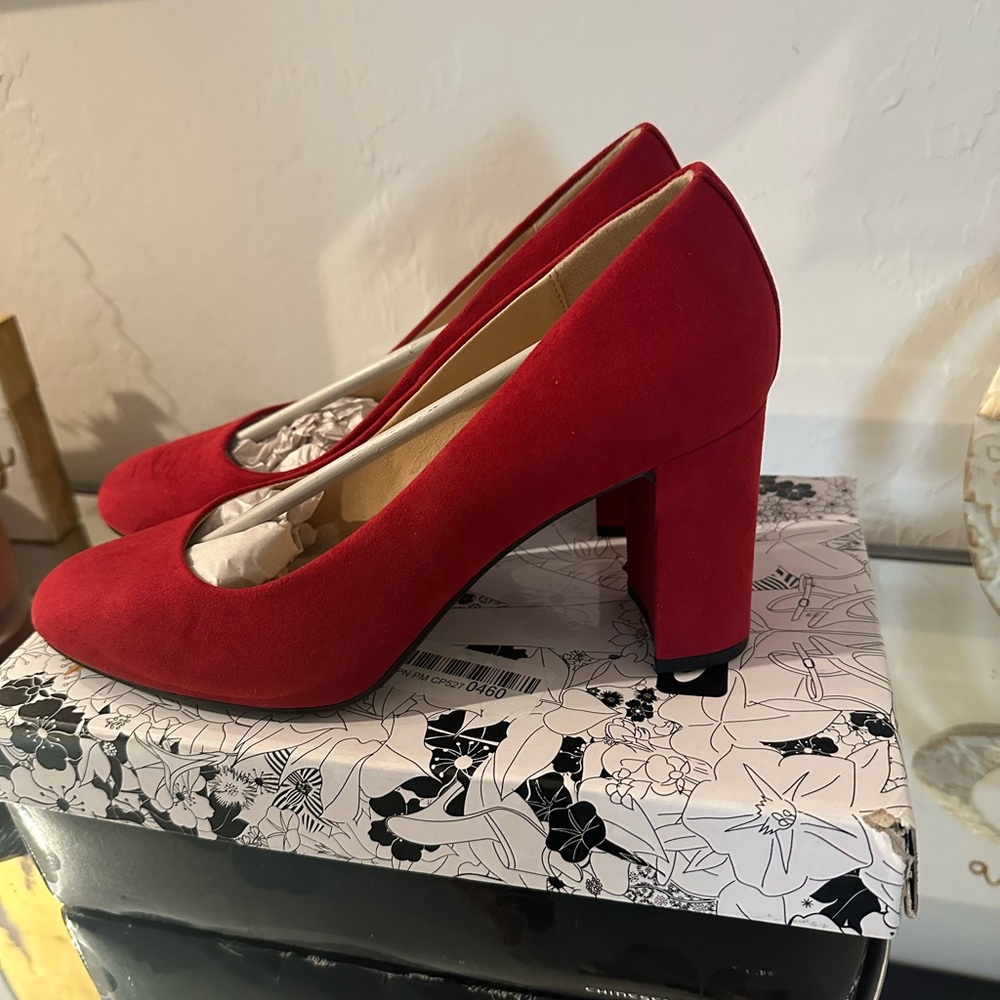 New Chinese Laundry heels